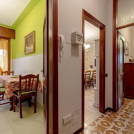 Apartment Maddy House Padenghe sul Garda