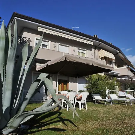 Apartment Maddy House Padenghe sul Garda
